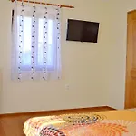 Mark Holiday home *